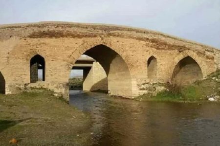پل تاریخی فرسفج در تویسرکان مرمت می‌شود