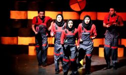 استقبال همدانی ها از نمایش آترو‌پات‌ها