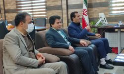 دیدار رئیس صندوق بازنشستگی استان با فرماندار رزن برای حل مشکلات ساختمان امید