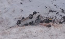 سقوط خودروی ساینا به دره در گردنه اشتران تویسرکان با سه مصدوم