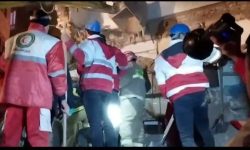 نجات معجزه‌آسای یک زن ۷۲ ساله از زیر آوار