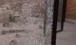 شناسایی تخریب کننده شیشه‌های سایت موزه میدان امام(ره) همدان