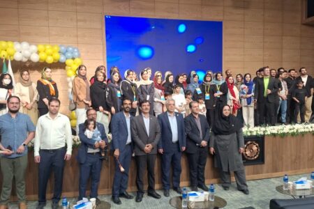 تجلیل از تلاش‌های خیریه “کودکان فرشته‌اند” در استان همدان