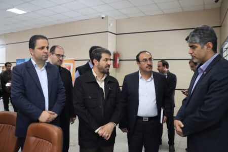 حضور سرزده استاندار در بانک مسکن و بازدید از چگونگی ارائه خدمات بانکی