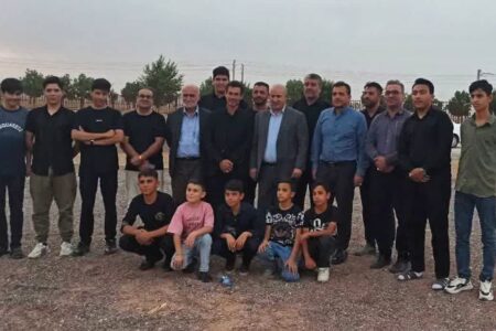 بازدید نماینده مجلس از زمین چمن قهاوند با همراهی مهدی تاج