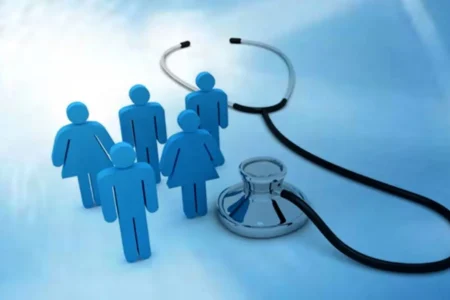 نهضت سلامت با مشارکت روحانیت و خیرین کلید خورد