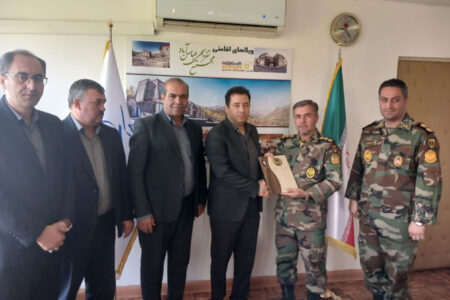 همکاری شرکت سیاحتی علیصدر با تیپ ۲۱۶ زرهی شهید قهرمان همدان