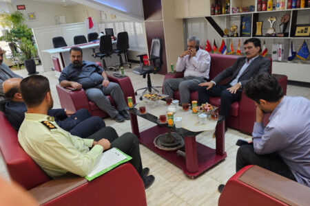 بازدید مسئولان اتاق بازرگانی همدان از آریا ایده‌آل