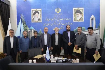 تجلیل از ایثارگران میراث‌فرهنگی همدان در هفته دفاع مقدس