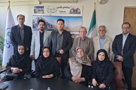 در هفته گردشگری؛ غار علیصدر میزبان مدیران دفاتر خدمات مسافرتی همدان