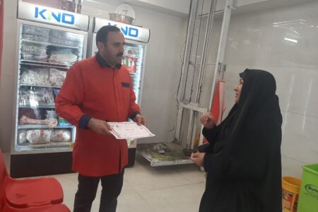 پلمب مرغ فروشی متخلف در ملایر