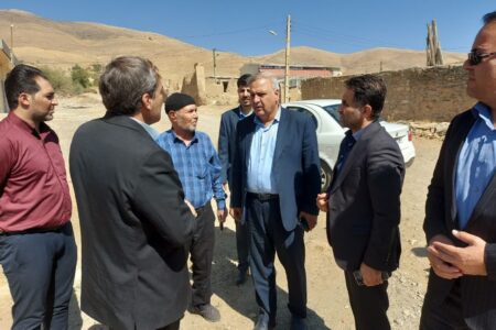 بازدید معاون توسعه و عمران روستایی بنیاد مسکن انقلاب اسلامی از روستای شهرستان اسدآباد