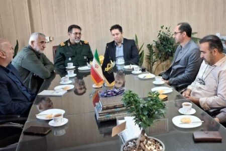 دیدار و نشست صمیمانه مدیرعامل شرکت سیاحتی علیصدر با فرمانده سپاه استان همدان