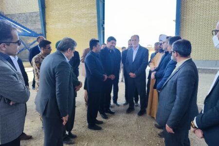 تسریع در تکمیل سالن ورزشی ۱۵۰۰ نفری فامنین