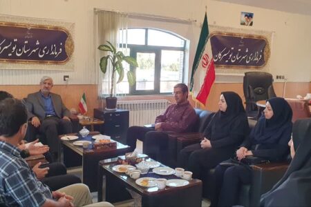 دیدار رئیس اداره ورزش و جوانان با فرماندار تویسرکان به مناسبت هفته تربیت بدنی و ورزش