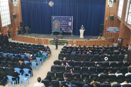 برگزاری سی‌ودومین اجلاس سراسری نماز و یادواره شهدای دانش‌آموزی در تویسرکان