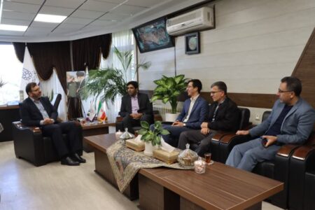 تعامل شهرداری همدان و کتابخانه‌های عمومی برای توسعه فرهنگی و ارتقای خدمات شهروندی