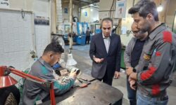 تأکید مدیرکل صمت استان بر ارتقای بهره‌وری و کیفیت در واحدهای تولیدی همدان
