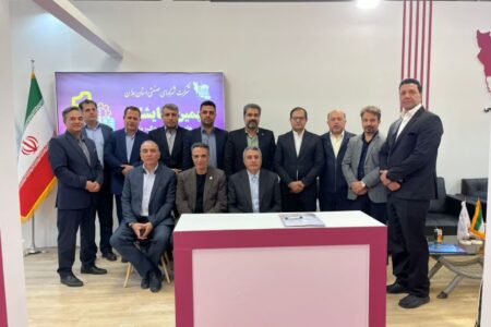 بازدید معاون بازرگانی اداره صمت همدان از نمایشگاه توانمندی‌ها 