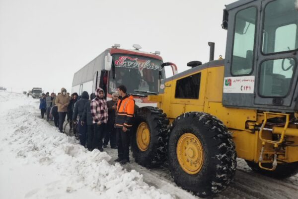 برف‌روبی بیش از ۶ هزار کیلومتر باند در همدان/ بازگشایی راه‌ ۹۵ روستا و امدادرسانی به ۱۵۱ مسافر