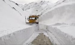 محور دسترسی به پیست اسکی تاریک‌دره بازگشایی شد