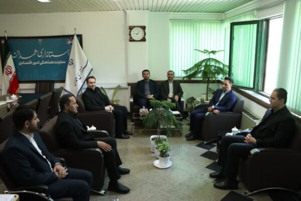 دیدار مدیرکل جدید صمت همدان با معاون اقتصادی استاندار/ تأکید بر تقویت فضای کسب‌وکار و توسعه صنعتی و معدنی استان