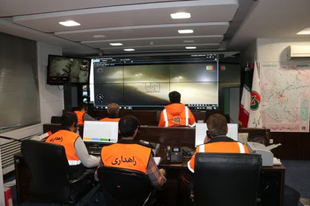 پاسخگویی به بیش از 14 هزار تماس در مرکز مدیریت راه‌های استان همدان