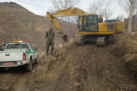 جلوگیری از برداشت غیر مجاز سنگ در اراضی ملی روستای سیمین