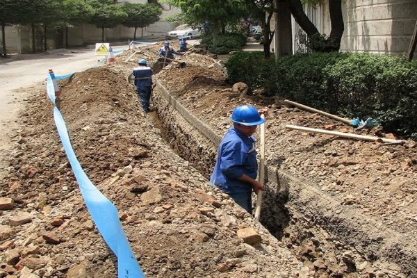 اصلاح بیش از 600 متر شبکه فاضلاب در مریانج آغاز شد