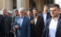 کتابخانه سیار اسدآباد در محل نمایشگاه کتاب تهران رونمایی شد