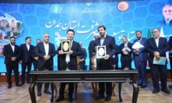 انعقاد تفاهم‌نامه‌های سرمایه‌گذاری ۴/۸ همتی در ستاد توسعه و پیشرفت همدان