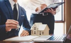 محکومیت یک میلیارد و 776 میلیون ریالی یک مشاور املاک متخلف در ملایر