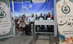 برپایی میز خدمت مدیریت تعاون روستایی استان همدان در حسینیه امام خمینی(ره)