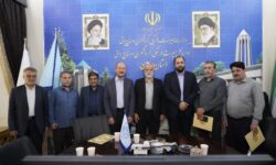 تجلیل از ایثارگران میراث‌فرهنگی همدان در هفته دفاع مقدس