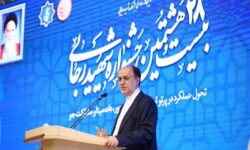 خدمت صادقانه همسنگ جهاد است/ رسانه‌ها ۸۰ درصد توان خود را صرف بازتاب دستاوردها کنند