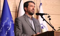 پیگیر تزریق منابع مالی به بخش تولید هستیم