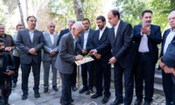 نمایشگاه گنجینه‌های نقره‌ای استان همدان افتتاح شد