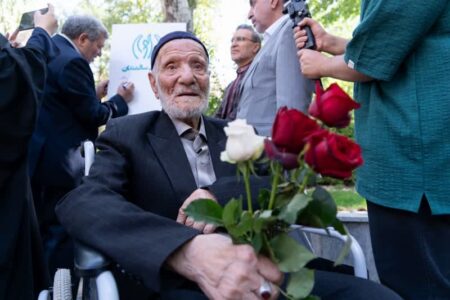 زندگینامه “پدر سفال ایران” وارد کتب درسی شد