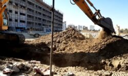 اجرای شبکه جمع‌آوری فاضلاب در مسکن ملی 480 واحدی شهرک فرهنگیان آغاز شد