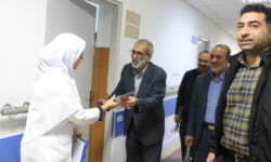 پرستاران نماد صبر و ایثار جامعه‌اند