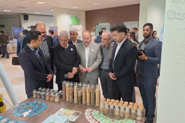 حضور فعال منابع طبیعی و آبخیزداری استان همدان در نمایشگاه روز جهانی خاک