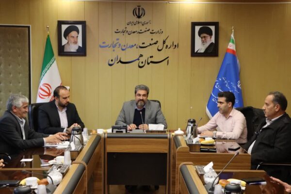 نظارت هوشمند و مستمر بر بازار تشدید می‌شود/ نصب تابلو نرخ مصوب در واحدهای پروتئینی الزامی است