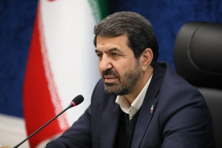 مدیریت کشور در شرایط سخت ممکن است/ حراست نقشی صیانتی و امیدآفرین دارد