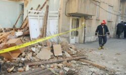 ریزش سقف و بخشی از ساختمان در خیابان صدف؛ مصدومیت کودک و شوک بانوی سالخورده