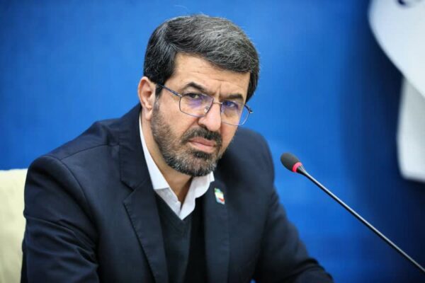 گلایه استاندار همدان از مصوبات روی زمین مانده اشتغال/ اقتصاد دیجیتال استان باید از نیم‌درصد عبور کند