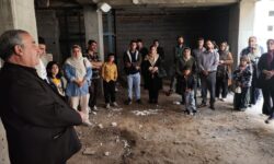 حضور مدیرکل بنیاد مسکن استان در جمع متقاضیان پروژه کوی پرواز همدان 
