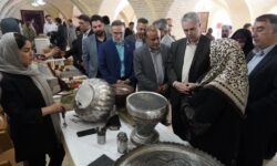 نمایشگاه‌ دائمی صنایع‌دستی نهاوند و ملایر افتتاح شد