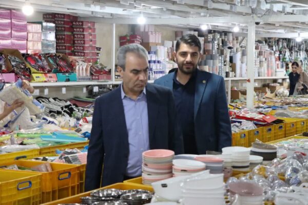تداوم نظارت میدانی مدیرکل صمت استان بر بازار همدان در قالب اجرای طرح قرارگاه استانی