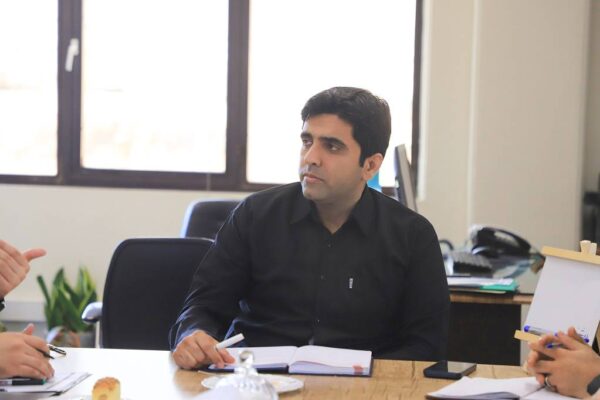 شهرزاد مهمان ۱۱۴ کتابخانه همدان شد