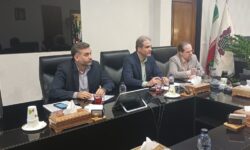 تأکید بر توسعه زیرساخت‌های صنعتی بهار و کبودراهنگ در نشست معاون وزیر صمت با دکتر توسلی